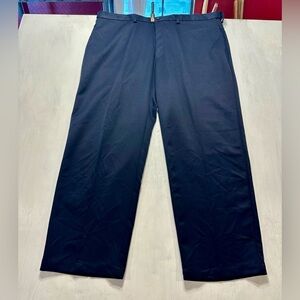 Haggar Cool 18 Classic Fit Flat Front Pants 42x32 Navy Blue Moisture Wicking